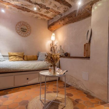 Maison De Village Au Coeur Des Remparts Sainte-Eulalie-de-Cernon Dış mekan fotoğraf