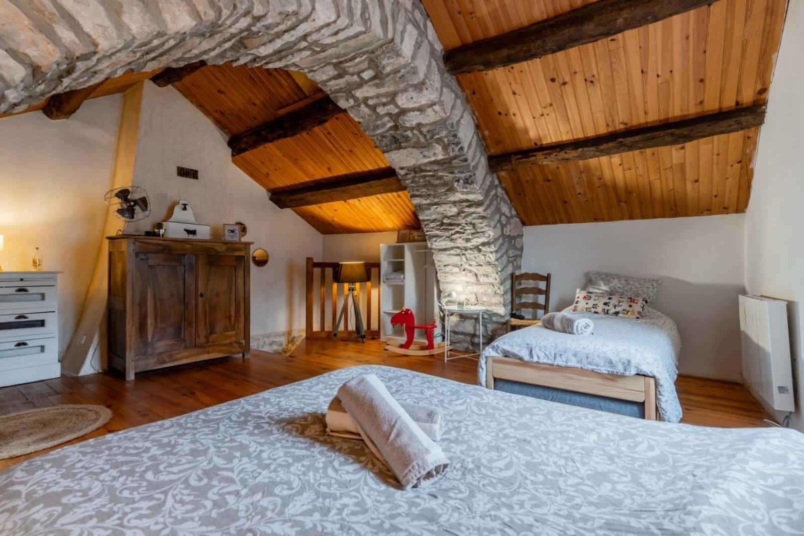 Maison De Village Au Coeur Des Remparts Sainte-Eulalie-de-Cernon Dış mekan fotoğraf